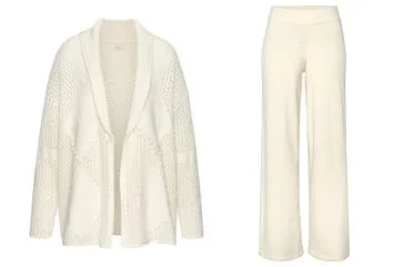 CLASCANA Styles in der Pantone-Trendfarbe 2026 Cloud Dancer