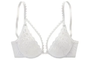 LASCANA Styles in der Pantone-Trendfarbe 2026 Cloud Dancer