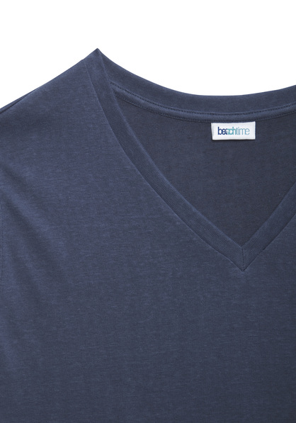 V-Shirt