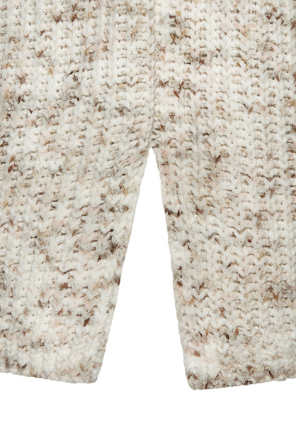 V-Ausschnitt-Pullover