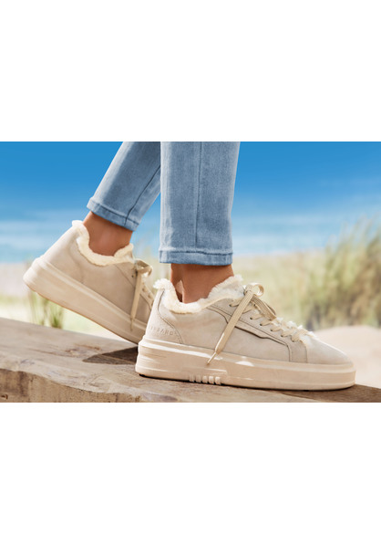 Sneaker