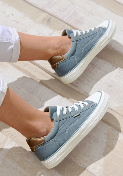 Sneaker