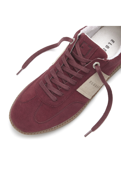 Sneaker