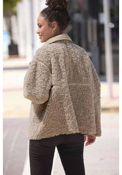 Fellimitatjacke