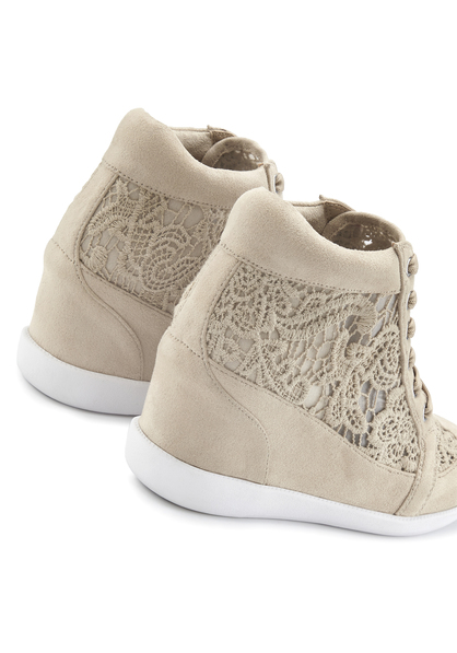 Sneaker