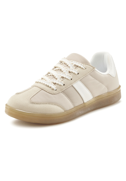 Sneaker