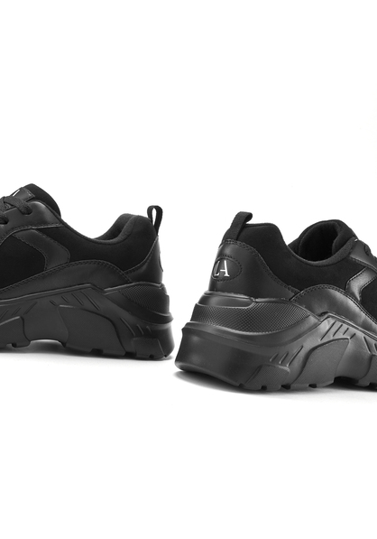 Sneaker