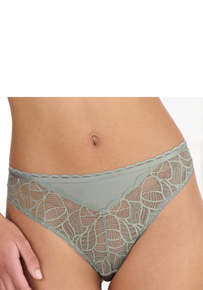 Stringpanty