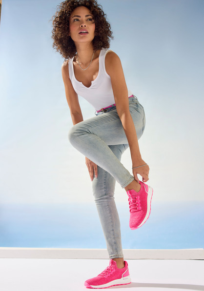 Sneaker