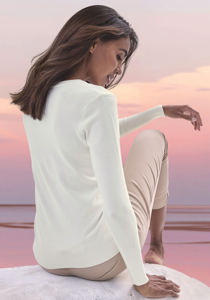 V-Ausschnitt-Pullover