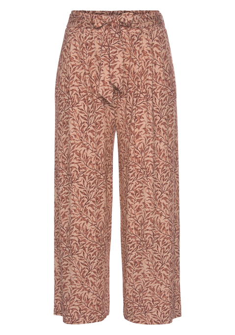 Bild: Culotte von Beachtime by Lascana: Luftige Culotte von Beach Time mit Allovermuster. Leicht erhöhter Bund mit Gürtelschlaufen und Bindeband. Weit geschnittener Hosenbeinverlauf. Vielseitig kombinierbar. Weich fließende Viskosequalität.