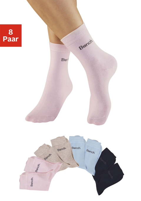 Bild: Basicsocken von Bench.: Klassische Basicsocken von Bench im 4er-Pack. Weiches, druckfreies Bündchen. Für eine lange Haltbarkeit an Ferse und Spitze verstärkt. Ideal für das ganze Jahr. Hautfreundliche Baumwollmischung.