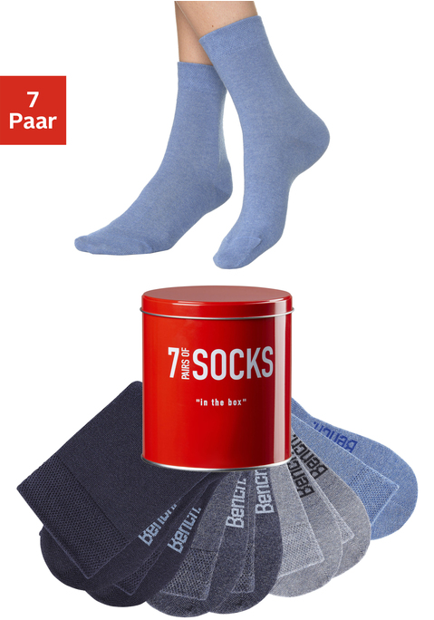 Bild: Businesssocken von Bench.: Freizeit- und Businesssocke in hochwertiger und pflegeleichter Markenqualität. Der hohe Baumwollanteil garantiert einen angenehmen Tragekomfort, die gute Elastizität sichert eine optimale Passform: perfekt für den täglichen Gebrauch. Die feine, weiche Baumwollmischung ist anschmiegsam, hautfreundlich und atmungsaktiv, erhält auch bei längerem Tragen ein angenehmes Fußklima und das komfortable Tragegefühl. Durch die verstärkte Ferse und Spitze ist die Haltbarkeit bei häufigem Tragen verbessert, das gleichmäßige Maschenbild überzeugt auch nach vielen Wäschen. Modisches Accessoire: das eingestrickte Markenlogo unter der Sohle. Die Allrounder sind in aktuellen Farben oder auch in klassischem Schwarz erhältlich. Tolles Extra: Sie erhalten Ihre Socken praktisch verpackt in der Socken-Box – ideal auch zum Verschenken! Details:. Basicsocke für sie und ihn. hochwertige, hautsympathische Materialkomposition, dauerhafte Farbbrillanz. perfekter Sitz dank Stretch.