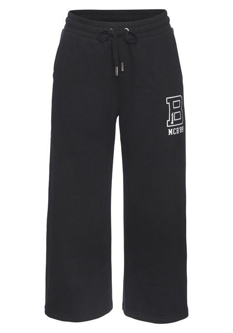 Bild: 7/8-Hose von Bench. Loungewear: Komfortable Ankle-Athletic-Jogginghose von Bench  Loungewear in stylischer 7/8-Länge. Ideal für Basic-, Sportmode- und Homewear. Weiche und innen angeraute Sweatware für optimalen Tragekomfort.