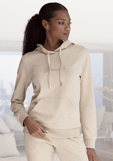 Bild: Kapuzensweatshirt von Bench. Loungewear: Schlichter Hoodie von Bench mit Labelstickerei vorn. Kapuze mit Tunnelzug. Kängurutasche. Rippbündchen. Schön zu Jeans. Weiche Interlockware.