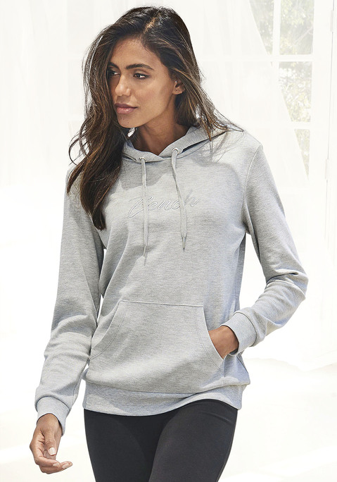 Bild: Kapuzensweatshirt von Bench. Loungewear: Schlichter Hoodie von Bench mit Labelstickerei vorn. Kapuze mit Tunnelzug. Kängurutasche. Rippbündchen. Schön zu Jeans. Weiche Interlockware.