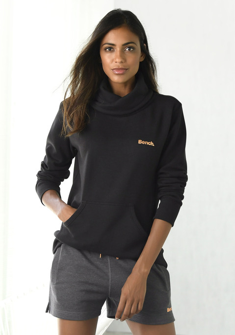Bild: Longsweatshirt von Bench. Loungewear: Loungesweatshirt von Bench mit Kängurutasche. Kleines kupferfarbenem Logodruck.  Weiche, leicht melierte Qualität   aus 60% Baumwolle (Cotton made in Africa), 40% Polyester. Beige meliert: Aus  90% Baumwolle (Cotton made in Africa), 10% Polyester.