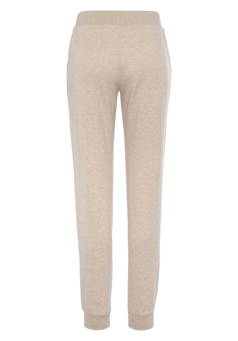 Bild: Relaxhose von Bench. Loungewear: Relaxhose von Bench in einem Basic Schnitt mit schmalem Bein. Mit seitlichen Eingrifftaschen und weichen, elastischen Ripp-Bündchen. Aus 100% Baumwolle. Grau meliert: 70% Baumwolle, 30% Polyester.