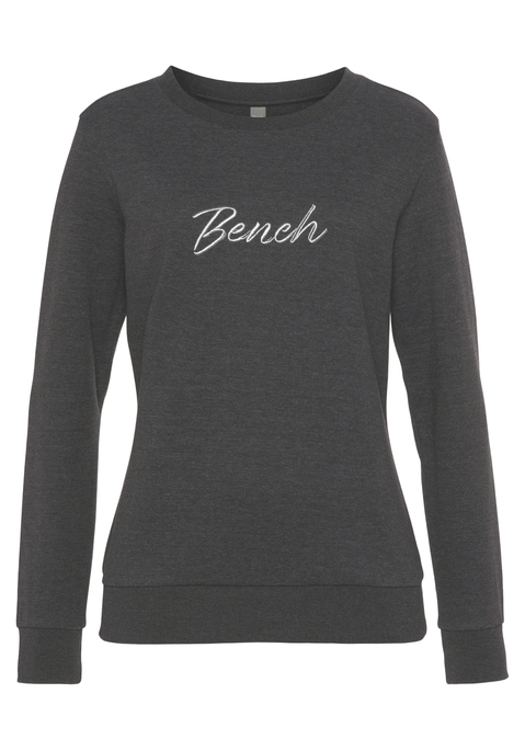 Bild: Sweatshirt von Bench. Loungewear: Bequemes Sweatshirt von Bench. Unifarben mit Logostickerei. Rippbündchen am Saum und Ärmelabschluss. Aus 70% Baumwolle (unterstützt Cotton made in Africa), 30% Polyester.