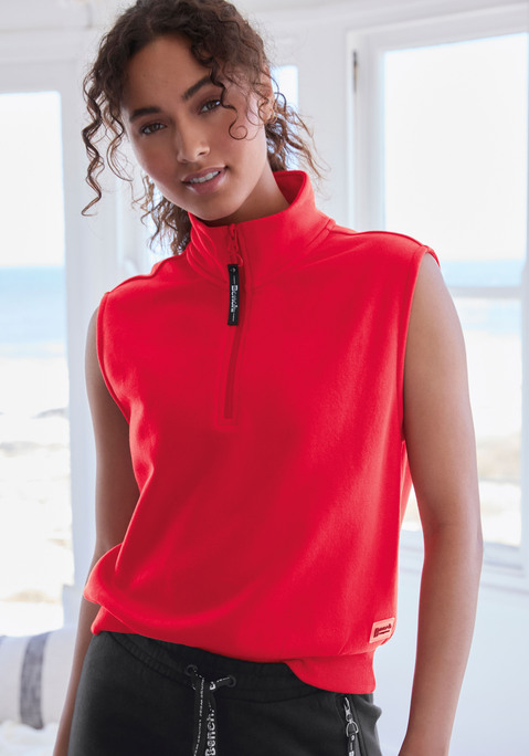 Bild: Sweatshirt von Bench. Loungewear: Ärmelloser Troyer von Bench Loungewear mit typischem Troyer-Kragen. Kontrastfarbenes Detail am Reißverschluss. Labeldetail am Saum. Elastikbund. Vielseitig kombinierbar. Weiche Qualität.