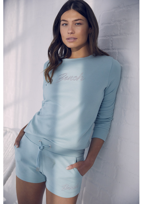 Bild: Sweatshorts von Bench. Loungewear: Sweatshorts von Bench. Bequemes Bündchen mit regulierbaren Kordelzug. Eingrifftaschen und eine schöne Logostickerei. Aus 100% Baumwolle.