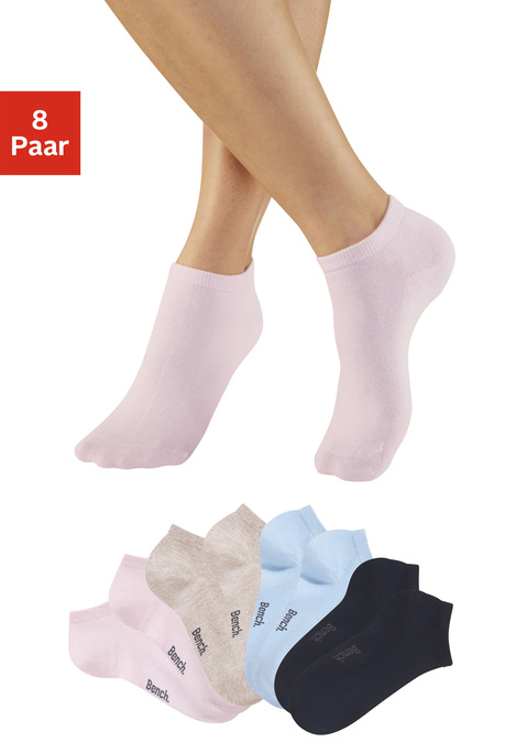 Bild: Sneakersocken von Bench.: Klassische Basic-Sneakersocken von Bench im 4er-Pack. Weiches, druckfreies Bündchen auf Knöchelhöhe. Für eine lange Haltbarkeit an Ferse und Spitze verstärkt. Elastische Baumwollmischung.