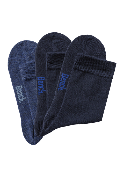 Bild: Socken von Bench.: Wärmende Socken mit Wollanteil im 3er-Pack von Bench. Druckfreies, elastisches Rippbündchen für einen angenehmen Sitz. Ideal für die kalte Jahreszeit. Weiche, wärmende Qualität.