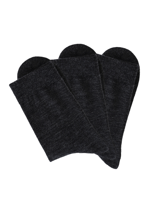 Bild: Socken von Bench.: Wärmende Socken mit Wollanteil im 3er-Pack von Bench. Druckfreies, elastisches Rippbündchen für einen angenehmen Sitz. Ideal für die kalte Jahreszeit. Weiche, wärmende Qualität.