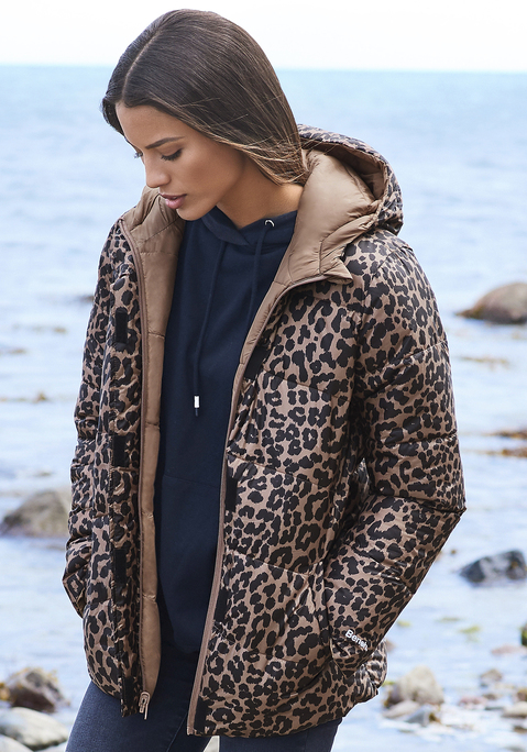 Wendejacke von BENCH. in leo-gemustert-camelfarben