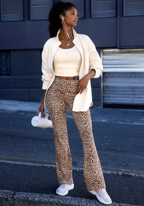 Bild: Crop-Top von Buffalo: BuffaloRetroRoar152