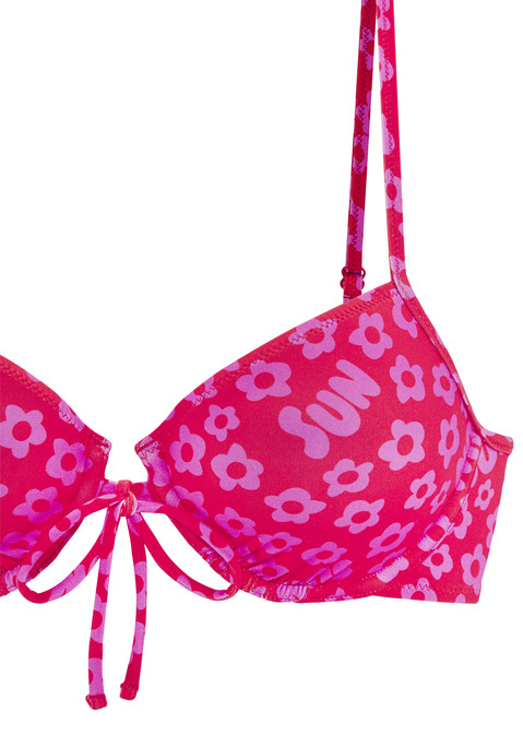 Bild: Bügel-Bikini von Buffalo: Süßer Bügel-Bikini von Buffalo mit sommerlichem Alloverprint. Bügel-Bikinitop mit verstellbaren Trägern und Schleife zwischen den Cups. Etwas höher geschnittene Bikinihose mit seitlichen Tünnelzügen. Angenehme Qualität.