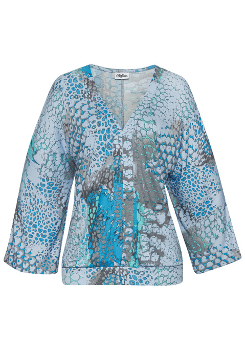 Bild: Fledermausshirt von Buffalo: Mit Alloverprint: Strandshirt von Buffalo. Tiefer V-Ausschnitt mit Blende. Weite Ärmel und breites Bündchen. Legere Passform. Weiche Viskose-Qualität.