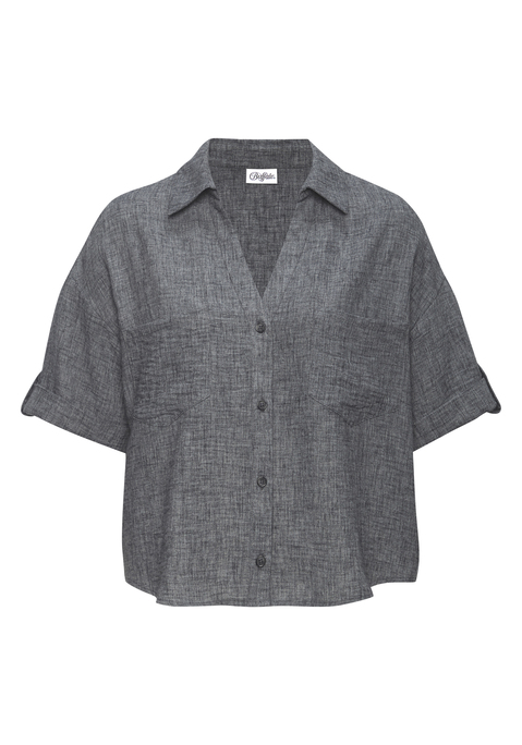 Bild: Kurzarmbluse von Buffalo: Lässige Bluse von Buffalo mit Blusenkragen mit V-Ausschnitt. Modisch kurze Länge, hinten etwas tiefer fallend als vorne. Aufgesetzte Brusttaschen. Aus weicher Webware mit Melange-Effekt.