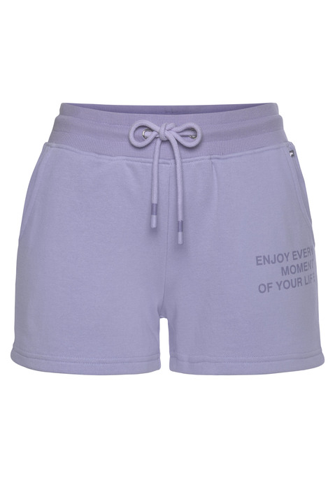 Bild: Relaxshorts von Buffalo: Bequeme Sweatshorts von Buffalo. Mit kleinem Statement-Print,  Rippbündchen am elastische Tunnelzugbund und seitliche Eingrifftaschen. Weiche French-Terry-Qualität aus Baumwollmix.