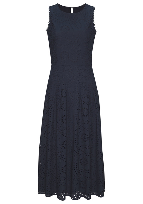 Bild: Spitzenkleid von Buffalo: Ärmelloses, langes Sommerkleid von Buffalo mit verspielten Spitzendetails am Armausschnitt. Schmeichelnde Falten im Taillenbereich. Nahtverdeckter Reißverschluss hinten. Aus trageangenehmer Baumwolle mit weichem Viskose-Innenfutter für hohen Tragekomfort.
