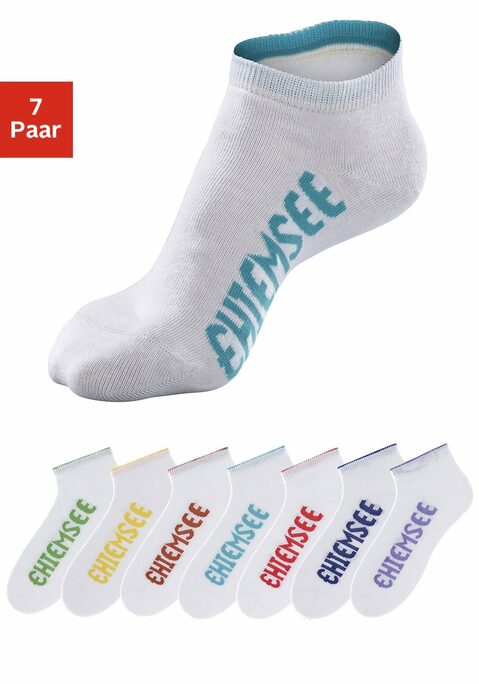 Bild: Sneakersocken von Chiemsee: Sneakersocken von Chiemsee für Sie im praktischen 7er Pack. Die Sneakersocken enden um den Knöchel. Sehr gut geeignet für Sport- und Freizeitschuhe. Ideal für den täglichen Gebrauch, in zwei klassischen Sortimenten in schwarz und weiß. Kleines Extra - das jeweils verschieden farbige abgesetzte Marken Logo. Ein hoher Baumwollanteil garantiert einen guten Tragekomfort. Eine gute Elastizität sichert eine optimale Passform. Durch die verstärkte Ferse und Spitze wird die Haltbarkeit beim Tragen und auch nach vielen Wäschen verbessert. Details: Hoher Baumwollanteil, Verstärkte Ferse und Spitzeextra flache Zehennaht
