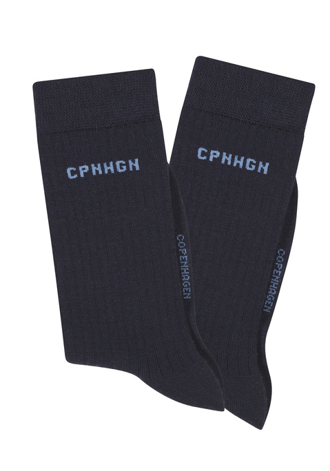 Bild: Basicsocken von Copenhagen Studios: Lange, gerippte Wollsocken im 2er-Pack von Copenhagen Studios. Weich und wärmend. Druckfreies Bündchen für zusätzlichen Komfort. Angenehm softe Qualität mit Wolle.