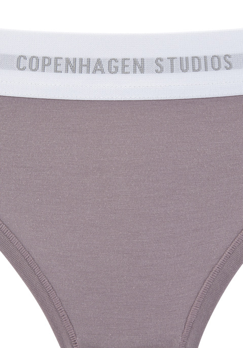 Bild: Bikinislip von Copenhagen Studios: Bikinislip von Copenhagen Studios. Mit elastischem Logobund. Aus angenehmer Modal-Baumwollqualität.