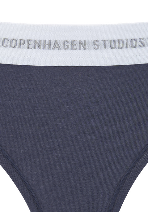 Bild: Bikinislip von Copenhagen Studios: Bikinislip von Copenhagen Studios. Mit elastischem Logobund. Aus angenehmer Modal-Baumwollqualität.