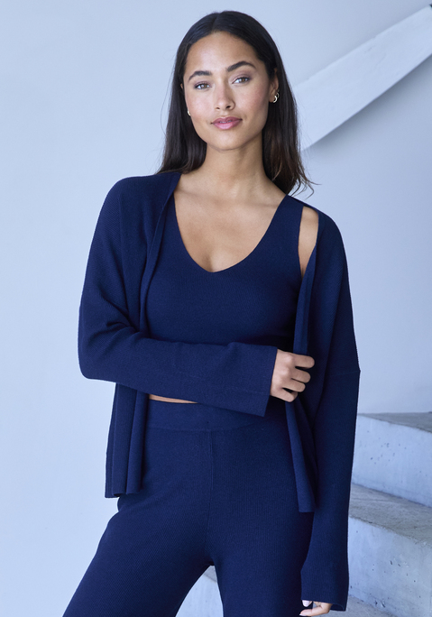 Bild: Cardigan von Copenhagen Studios: Strickjacke von Copenhagen Studios im trendigen Rippmuster. Lange Ärmel, offene Vorderseite ohne Knöpfe. Ideal für gemütliche Stunden zu Hause. Extraweiche, hochwertige Qualität.