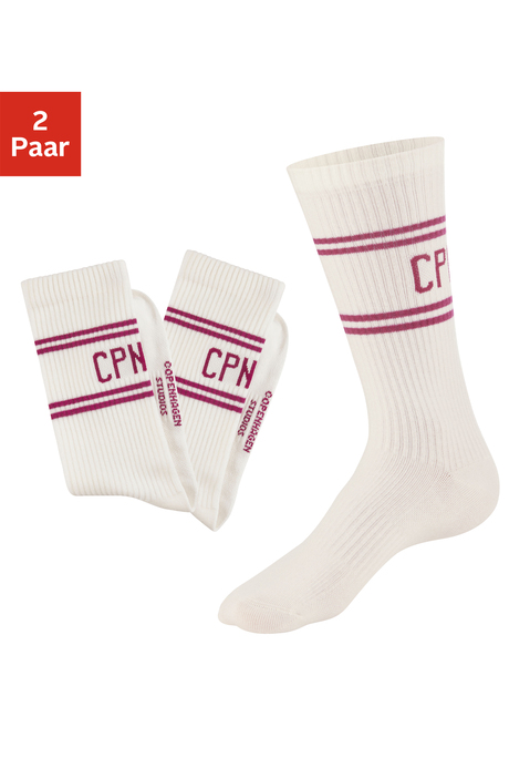 Bild: Langsocken von Copenhagen Studios: Trendige kompakte Tennissocken von Copenhagen Studios im 2er-Pack. Langer, gerippter Schaft für einen guten Halt. Piqué-Struktur unter der Sohle. An Ferse und Fußspitze verstärkt. Trageangenehme Baumwollmischung.