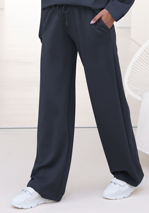 Bild: Loungehose von Copenhagen Studios: CopenhagenAthleisure