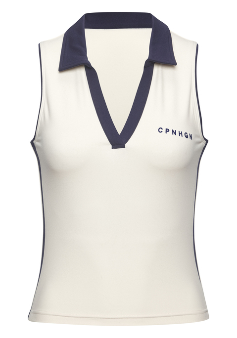 Bild: Poloshirt von Copenhagen Studios: Sportliches, ärmelloses Poloshirt von Copenhagen Studios. Mit kontrastfarbenem Kragen, seitlichen Kontraststreifen und Logodruck auf der Brust. Figurbetonter Schnitt. Atmungsaktives, elastisches Funktionsmaterial.