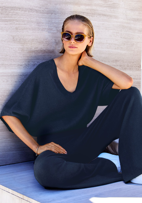 Bild: Fledermausshirt von Copenhagen Studios: CopenhagenKnitStudio152