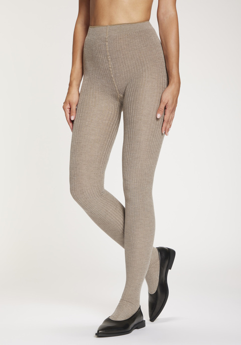 Bild: Strickstrumpfhose von Copenhagen Studios: Unifarbene Strumpfhose von Copenhagen Studios. Modischer Strick mit Rippstruktur. Softer Komfortbund. Ideal zum Unterziehen für kühlere Tage. Weiches Material mit Viskoseanteil.