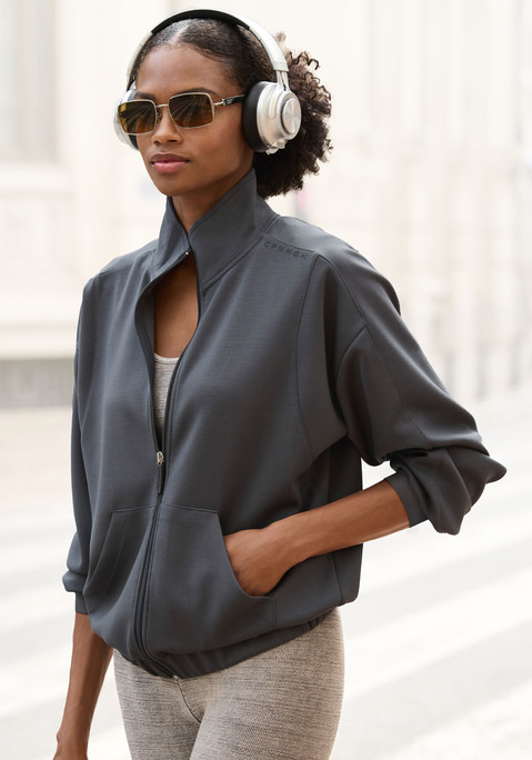 Bild: Sweatjacke von Copenhagen Studios: CopenhagenAthleisure