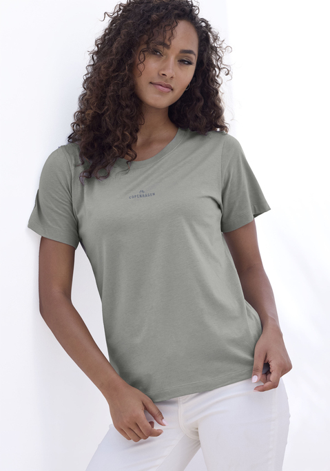 Bild: T-Shirt von Copenhagen Studios: T-Shirt von Copenhagen Studios T-Shirt. Mit kleinem Logoprint auf der Vorderseite. Rundhalsausschnitt. Leger geschnitten. Aus weicher Baumwollware.