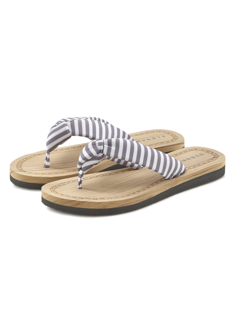 Bild: Badezehentrenner von Elbsand: Zehentrenner VEGAN von ELBSAND. Wasserabweisende Sohle. Hervorragend geeignet für Strand und Pool. Obermaterial und Futter aus Textil. Decksohle und Laufsohle aus Synthetik.