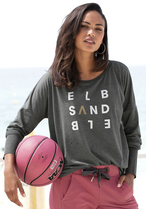 Bild: Longsleeve von Elbsand: Langarmshirt mit Logodruck vorne. Ärmelabschluss mit breitem Bündchen. Logodruck im Nacken, Überschnittene Schulter. Lockere Passform. Weiche Jerseyware.