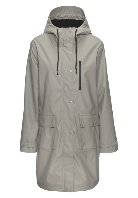 Bild: Regenjacke von Elbsand: Lange Regenjacke von Elbsand. Kapuze mit Kordelzug. 2-Wege-Reißverschluss, verdeckt mit einer Druckkopfleiste. Saumschlitz hinten. Ärmel mit verstellbaren Riemen. Logoprints auf der Kapuze und dem linken Arm. Klappentaschen seitlich, Brusttasche mit Reißverschluss. Funktionale Qualität.